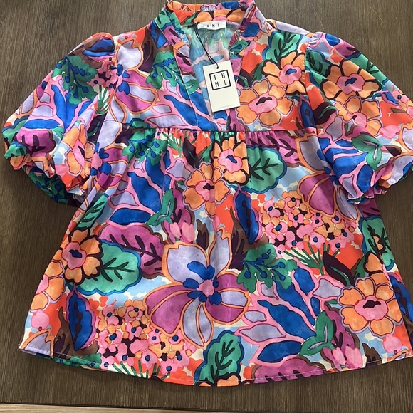 THML Tops - THML Spring Watercolor Blouse Sz Medium NWT